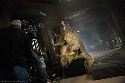 Images from first three episodes of Doctor Who Season 7 Dinosaur Matt Smith